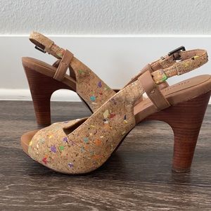 Nicole “Valley” sling back peep toe heels. Size 6.5, 4” heel.
